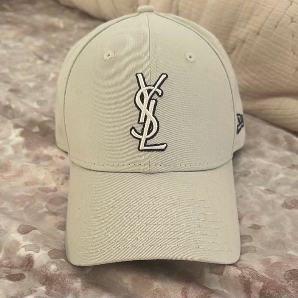 Saint Laurent Off-White Cap